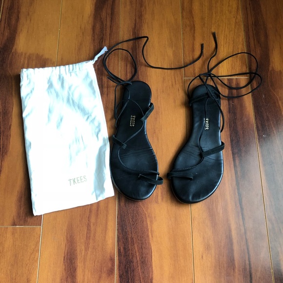 tkees lace up sandals